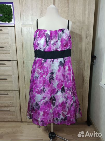 Платье нарядное Monsoon 56-58 шелковое