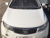 Kia Cerato 1.6 AT, 2011, битый, 208 843 км, с пробегом, цена 95 000 руб.