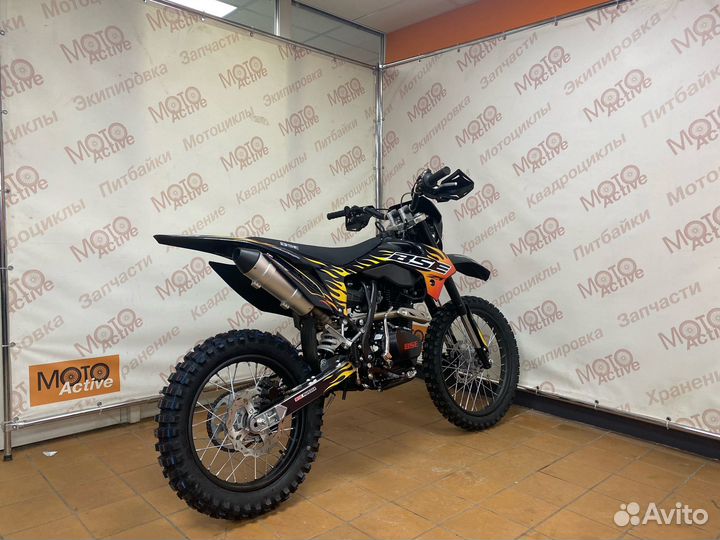 Кроссовый мотоцикл Z1 2.0 Hot Rod Red новый дизайн