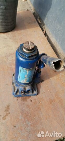 Балонник автомобильный