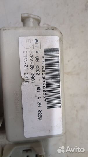 Блок предохранителей Ford Focus 2, 2006