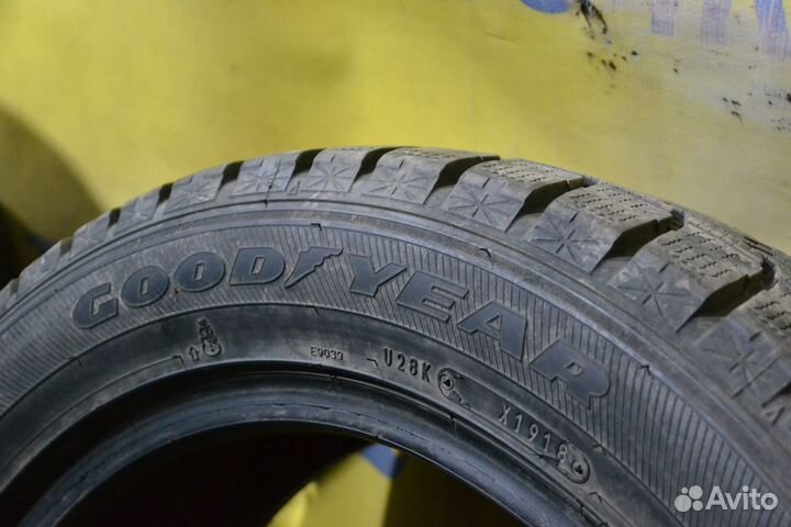 Goodyear Ice Navi 6 205/55 R16