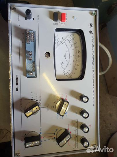 Испытатель маломощных транзисторов и диодов Л2-54