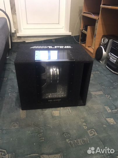 Сабвуфер Alpine и усилитель Calcell