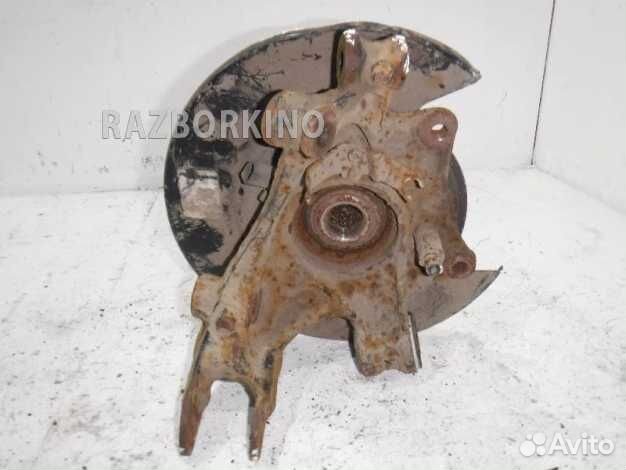 Кулак задний левый 7L6505435B