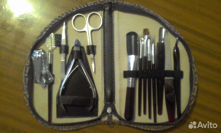 Маникюрный набор 13 предметов