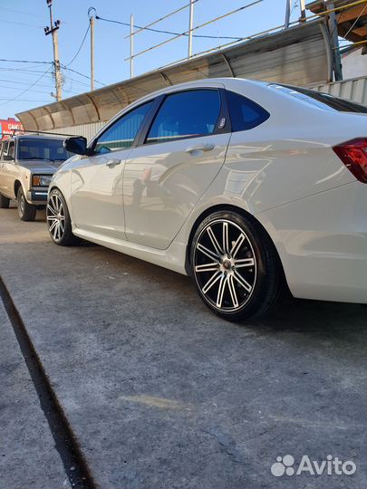 Накладки на пороги Лада Веста цвет 221 Ледниковый