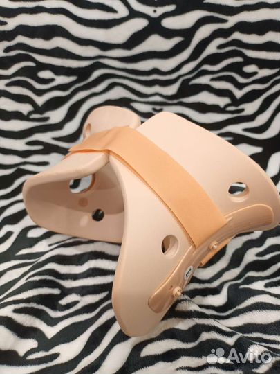 Корсет-воротник размер l