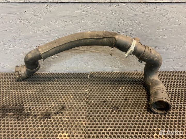 Патрубок системы охлаждения Audi A6 C7 cdnb 2014