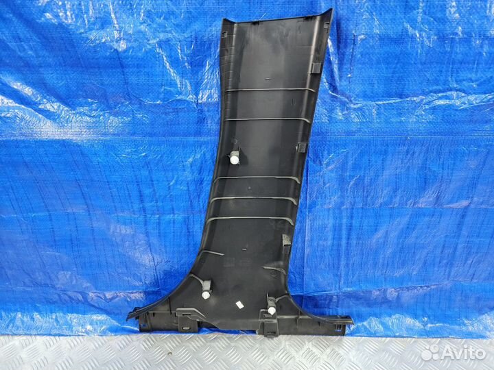 Облицовка стойки левой Mitsubishi Outlander 3 GF