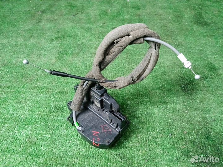 Замок боковой двери задний правый Nissan Qashqai