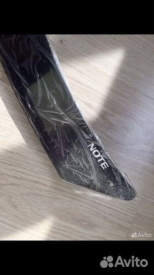 Дефлектор на капот Nissan Note 11 рестайлинг