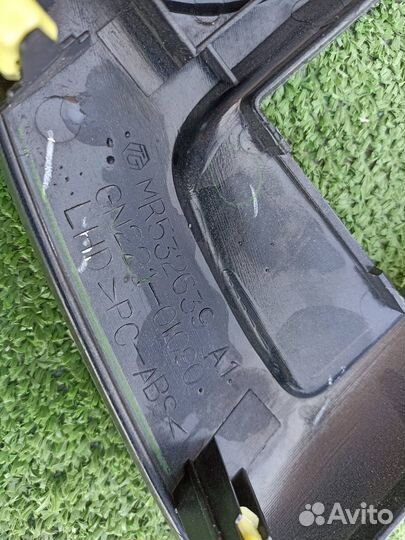 Накладка консоли Mitsubishi Lancer 9 универсал 1.6