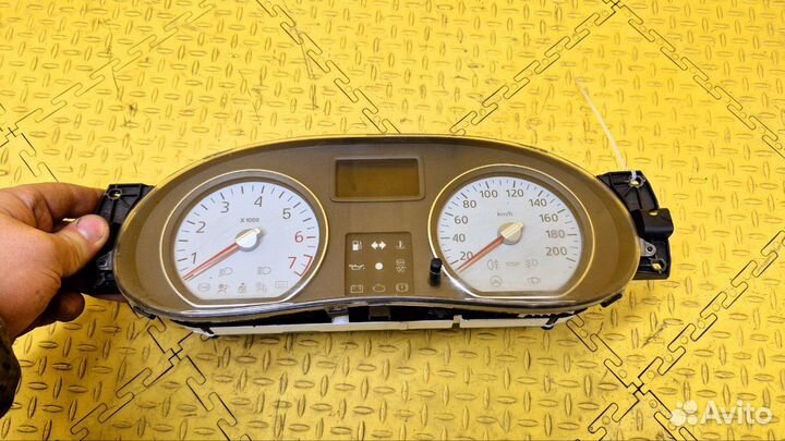 Панель приборов Renault Logan 1 K7J 2008