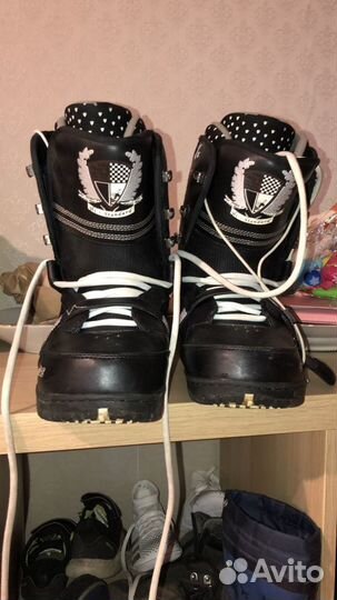 Сноубордические ботинки vans 8.5 женские