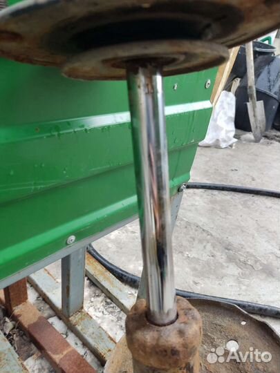 Стойка передняя левая hyundai Tucson 2008