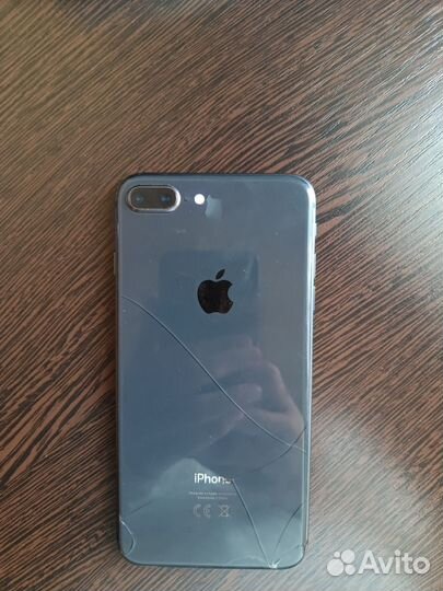 iPhone 8 Plus, 64 ГБ