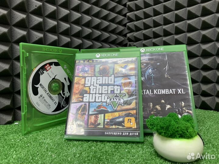 Xbox One s 1TB с дисками