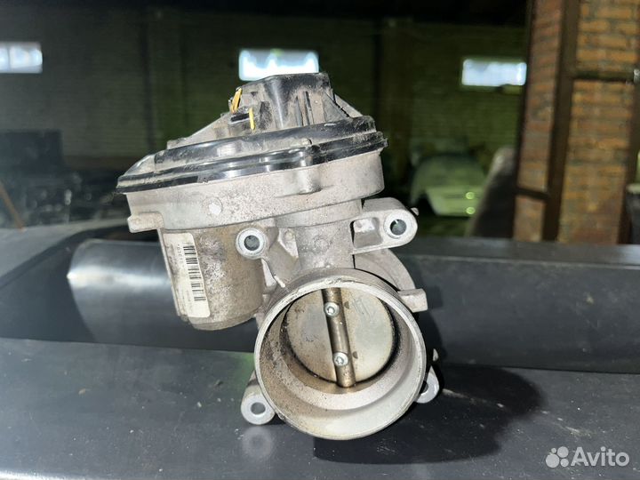 Дроссельная заслонка Ford Focus 1.8 2.0 2.3
