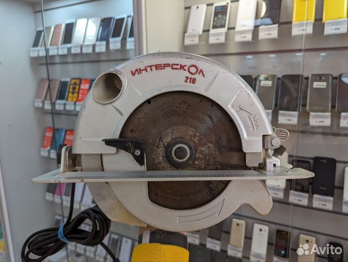 Пила дисковая Интерскол дп-210/1900М Gray