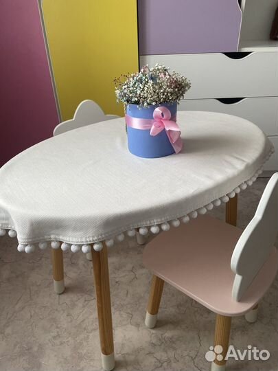 Детский стол и стул