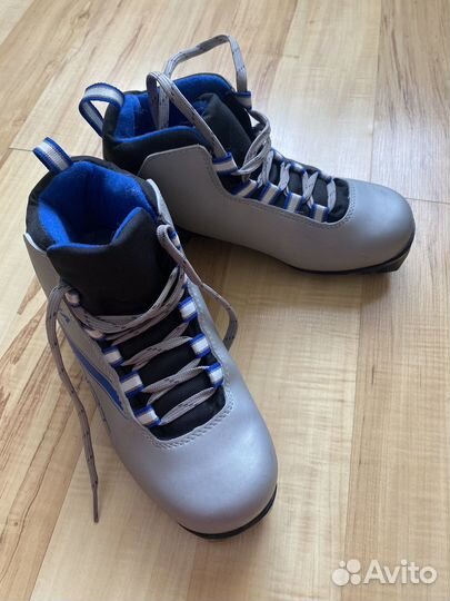 Лыжные ботинки 38 размер