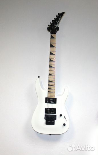 Электрогитара jackson JS32 Dinky DKA-M Snow White