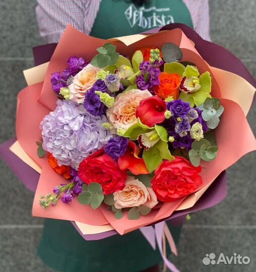 Яркие букеты. Доставка в Москве и мо, самовывоз