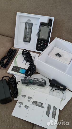 Спутниковый телефон Thuraya XT-Pro