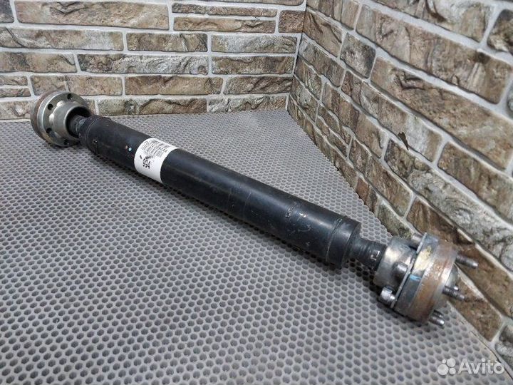 Карданный вал передний Jeep Grand Cherokee WK2 3.0