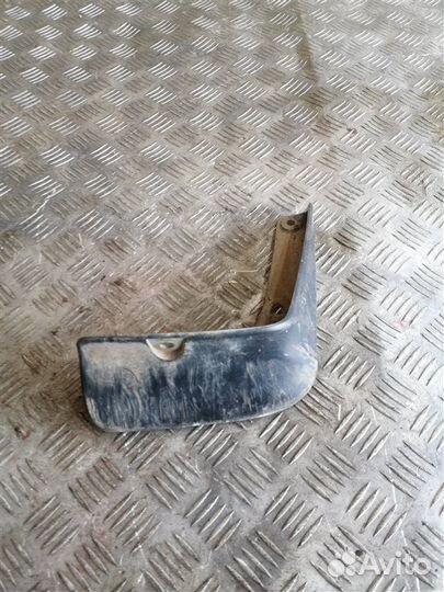 Брызговик задний правый Mitsubishi Lancer 10 CY2A