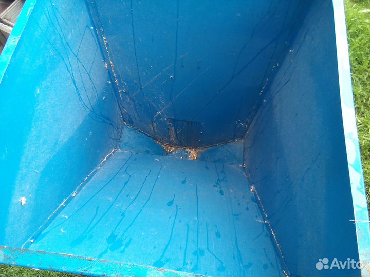 Бак для корма