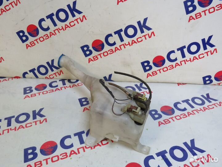 Бачок омывателя honda civic EU1, EU2, EU3, EU4