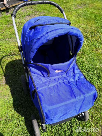 Детская коляска 3 в 1