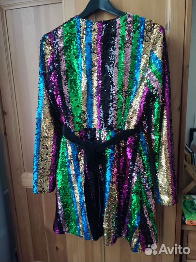 Вечернее платье с пайетками s/m
