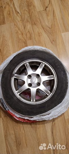 R14 Viatti Strada Asimmetrico 185/65, PCD 4x100 DIA 56.1