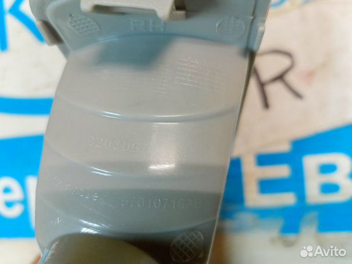 Птф задняя правая Jeep Grand Cherokee WK2 10-18