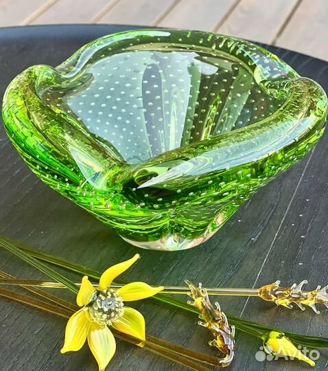 Чешское цветное стекло Ваза