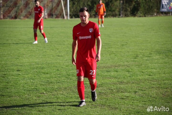 Собутыльник, друг, товарищ, кент