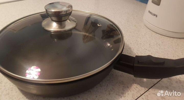 Сковорода с антипригарным покрытием grace 24 см