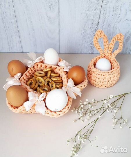 Вязаная корзина