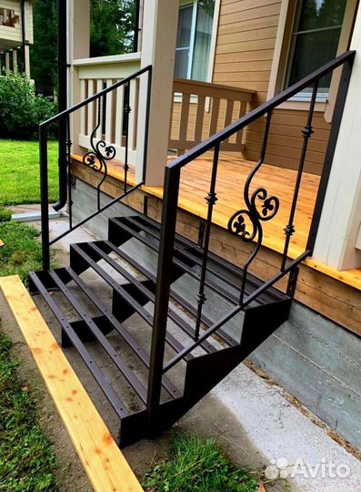 Уличная лестница под ключ