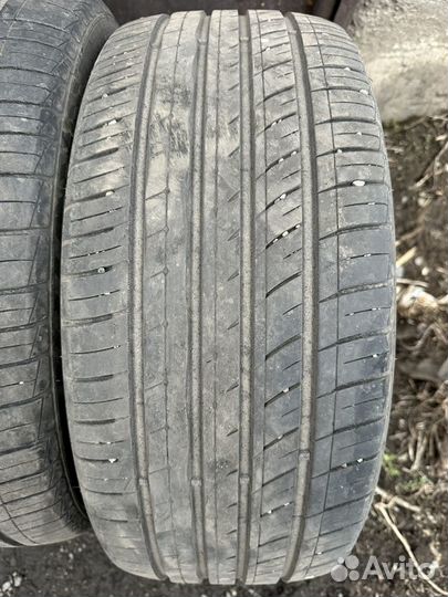 RoadX RXMotion U11 235/45 R18