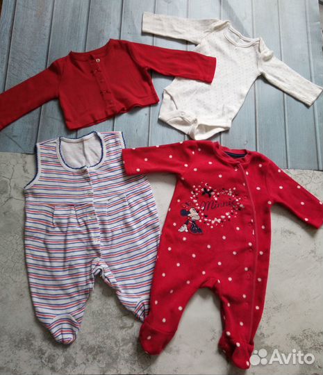 Комплект вещей на девочку от 0-6мес