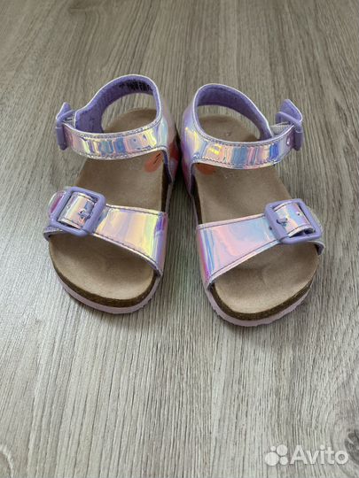 Сандалики новые р.23 (14,5см)