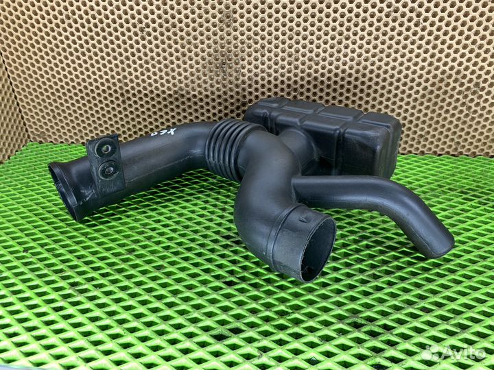 Трубка воздушного фильтра Lifan X60