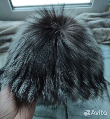 Меховая шапка на резинке