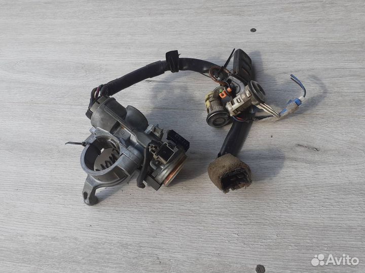 Замок зажигания Mitsubishi Pajero/Montero