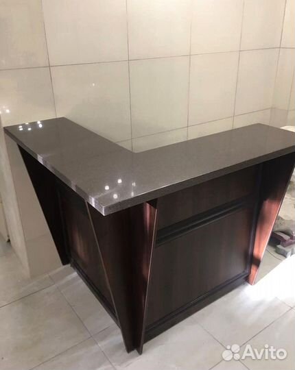 Барная стойка для кафе кварцевого агломерата