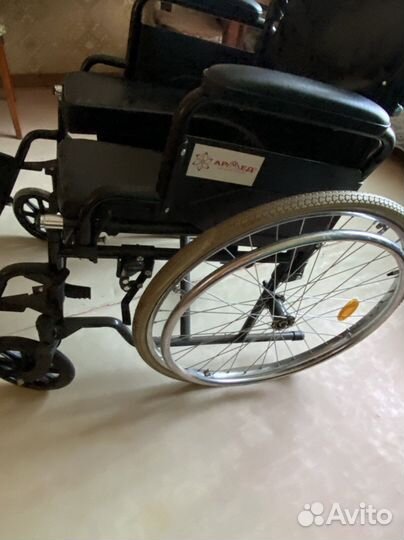 Инвалидная коляска новая